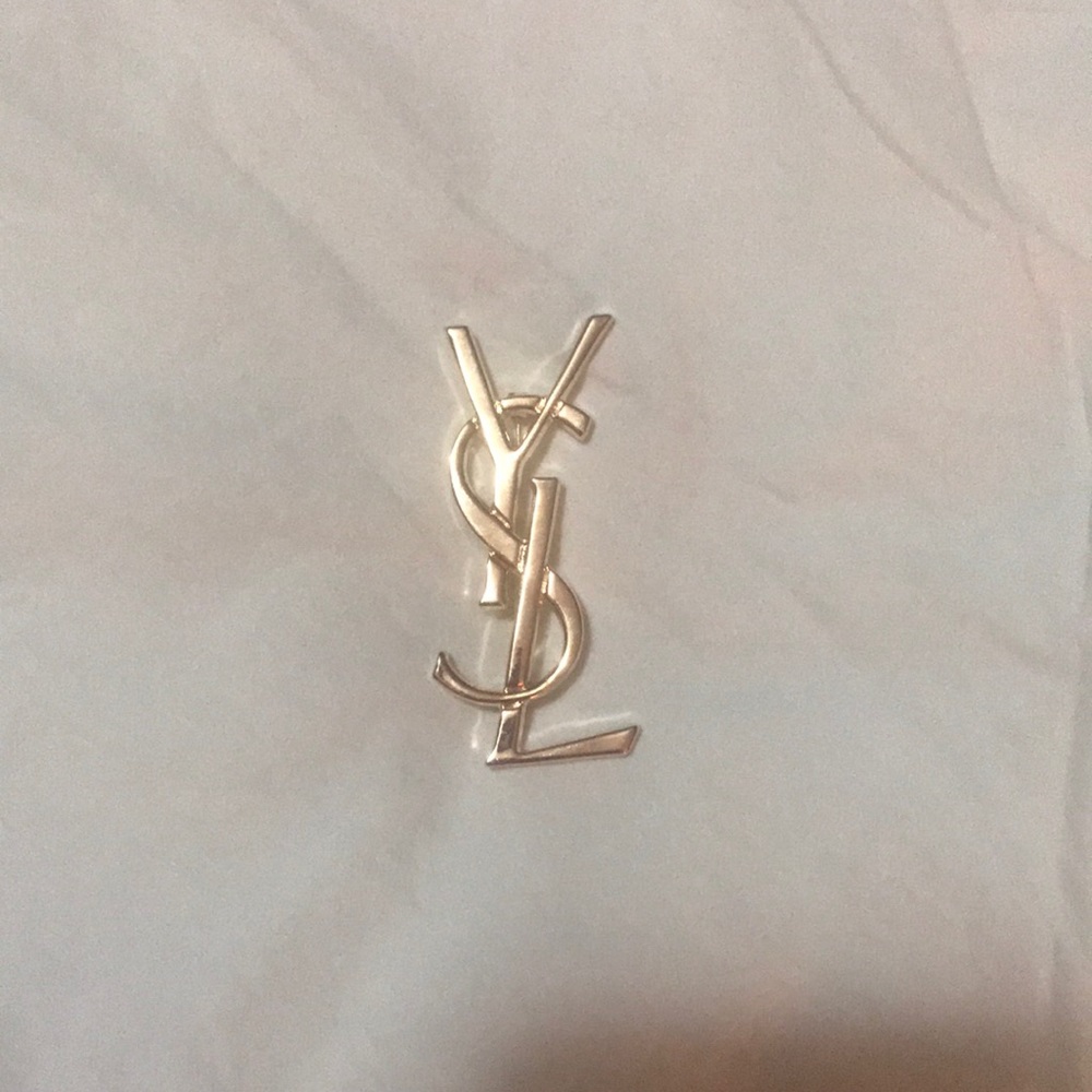 Pin Yves saint Laurent
